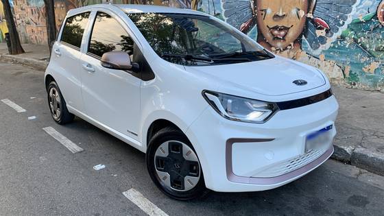 JAC E-JS1 ELÉTRICO AUTOMÁTICO JAC E-JS1 ELÉTRICO AUTOMÁTICO